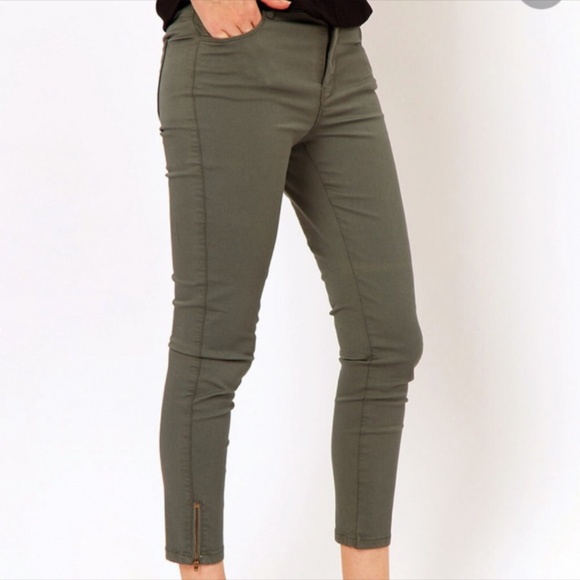 Blue Spice High Rise Cropped Raw Hem Jeans - Picture 1 of 7